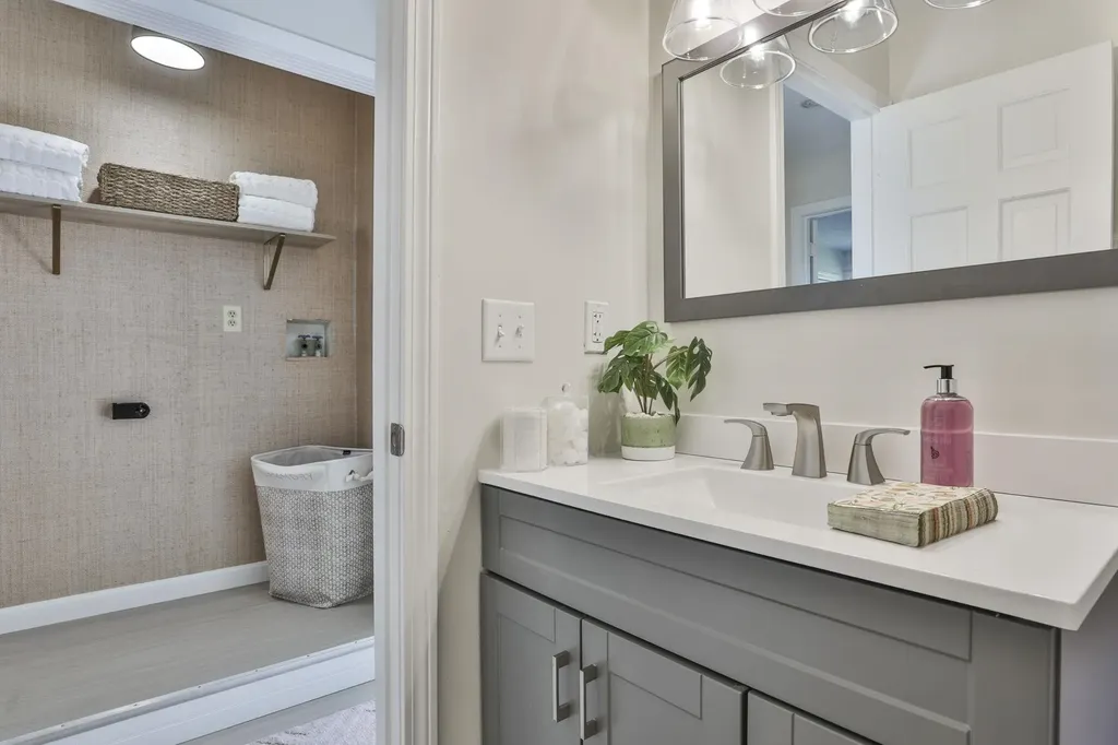 6 Veterans Road Amherst NH 03031