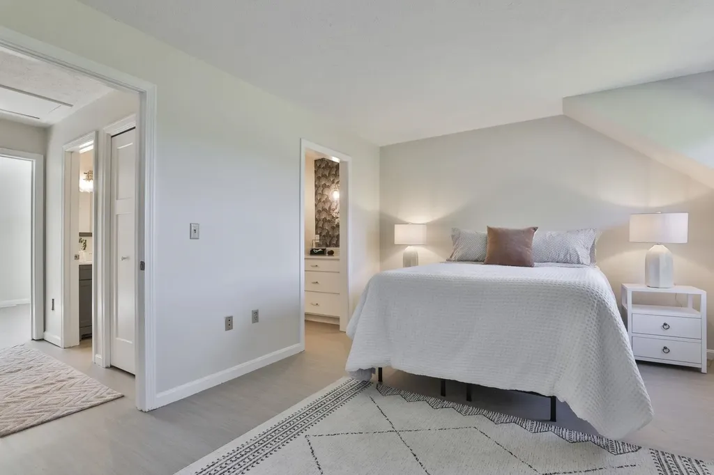 6 Veterans Road Amherst NH 03031