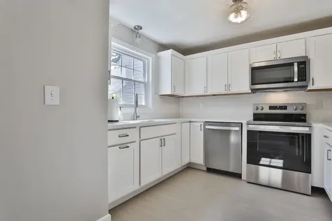 6 Veterans Road Amherst NH 03031