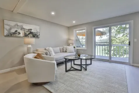 6 Veterans Road Amherst NH 03031