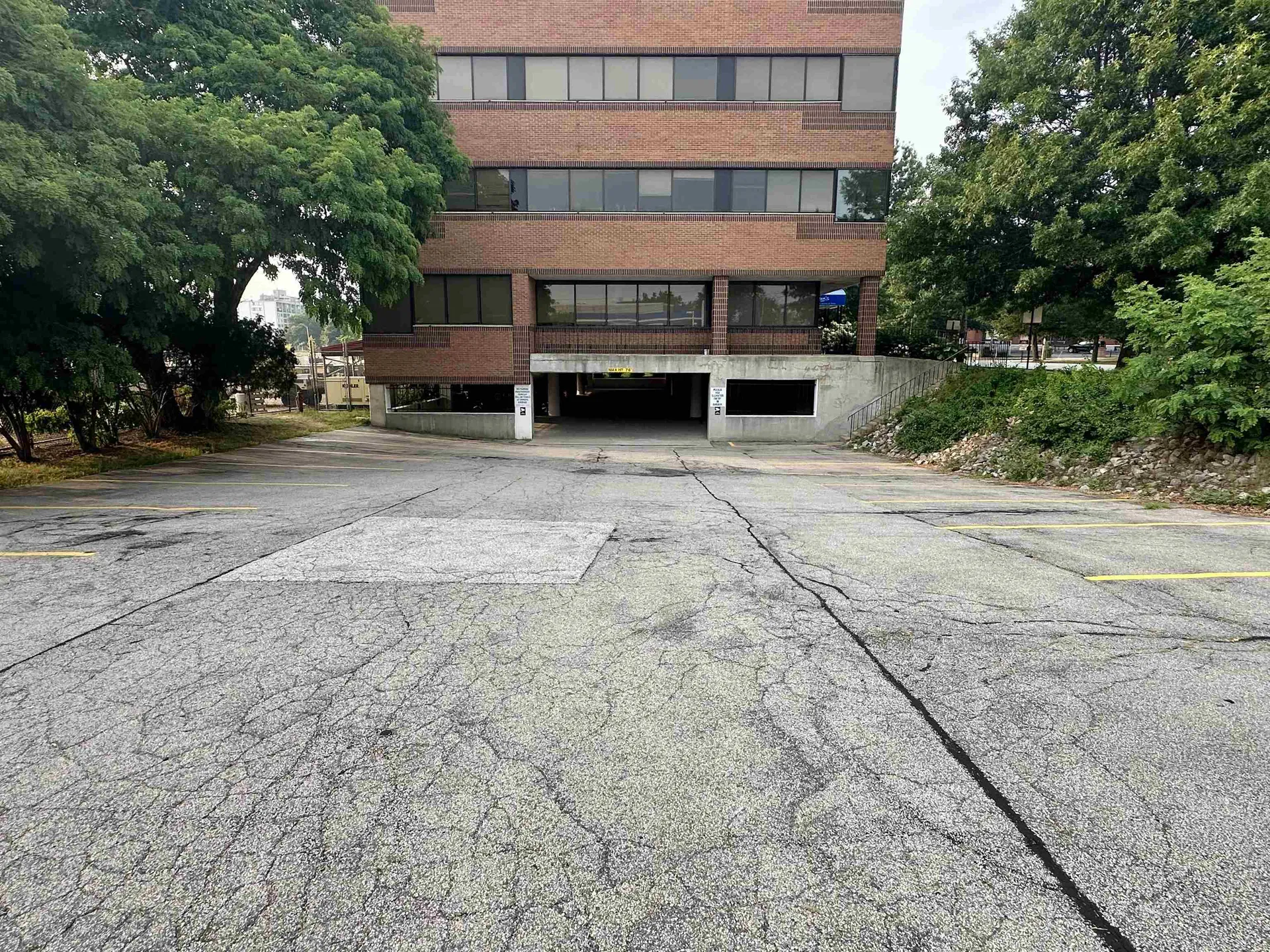 1650 Elm Street Manchester NH 03101