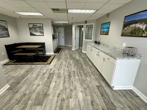 1650 Elm Street Manchester NH 03101