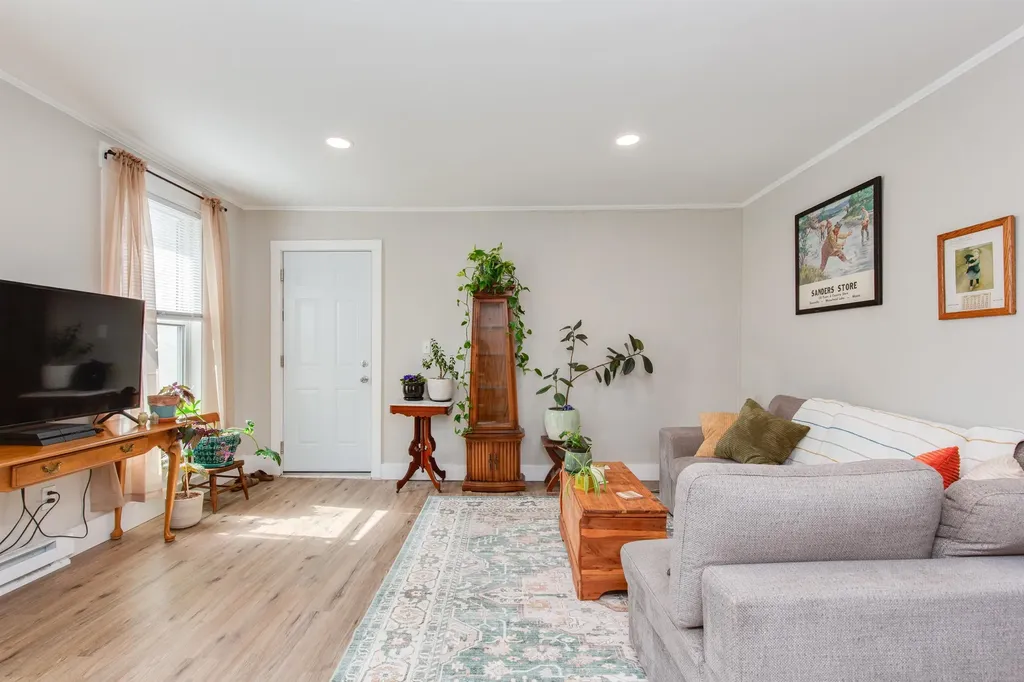 11 Eastman Street Concord NH 03301