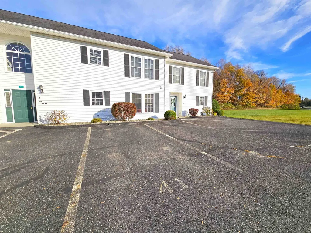 78 Kingsbury Circle Derby VT 05829
