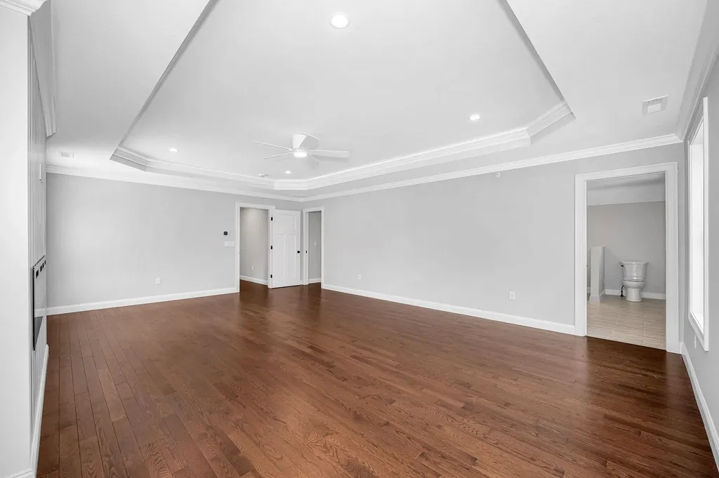 9 Cornstalk Lane Pelham NH 03076