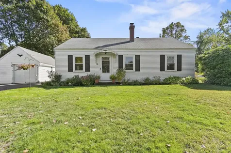 70 Ruth Avenue Manchester NH 03109