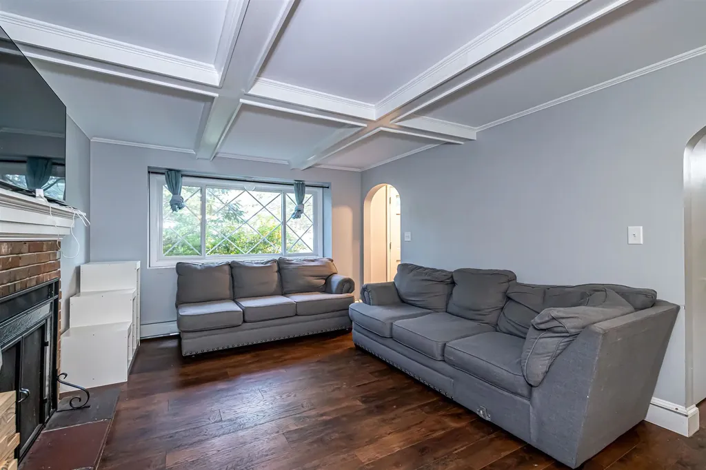 15 Linwood Avenue Salem NH 03079