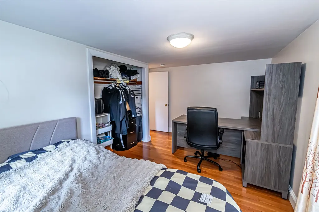 15 Linwood Avenue Salem NH 03079