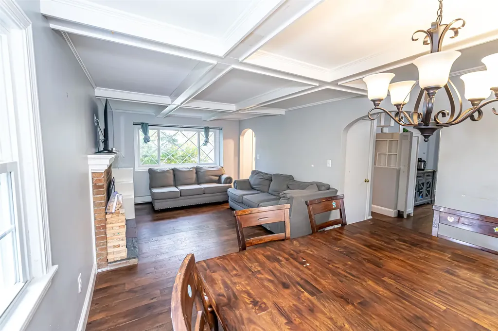 15 Linwood Avenue Salem NH 03079