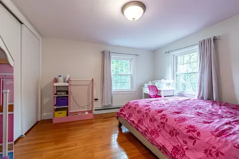 15 Linwood Avenue Salem NH 03079