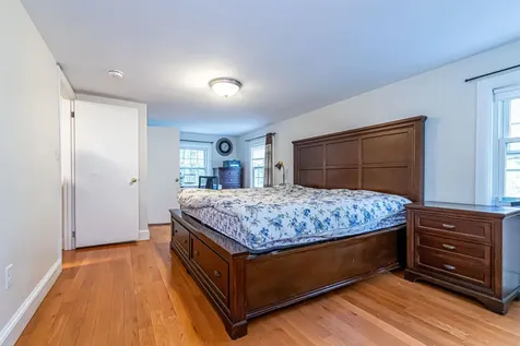 15 Linwood Avenue Salem NH 03079