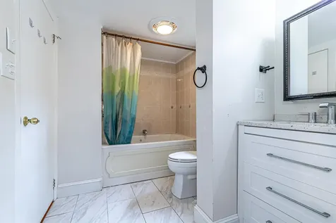 15 Linwood Avenue Salem NH 03079