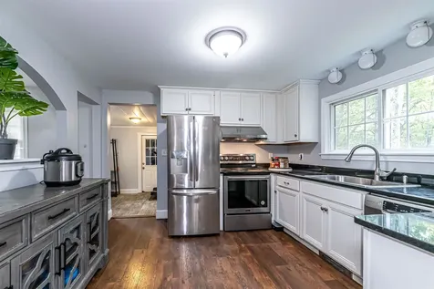 15 Linwood Avenue Salem NH 03079