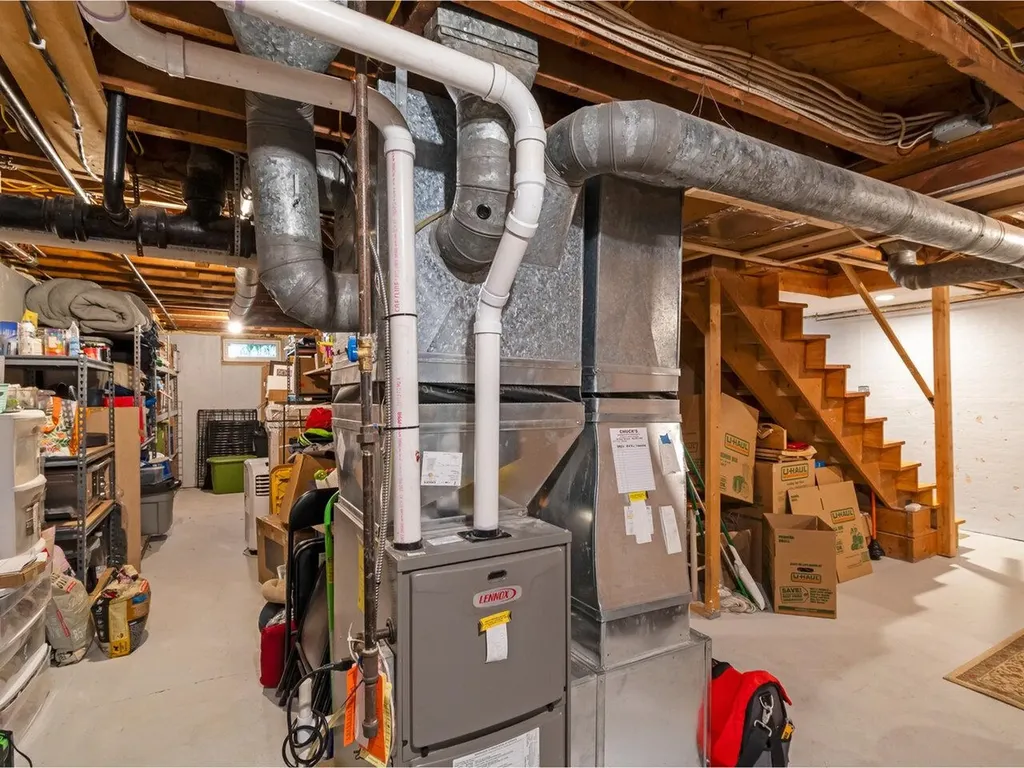 17 Westward Drive Burlington VT 05408