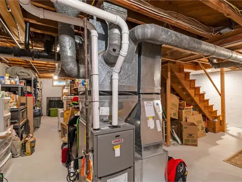 17 Westward Drive Burlington VT 05408