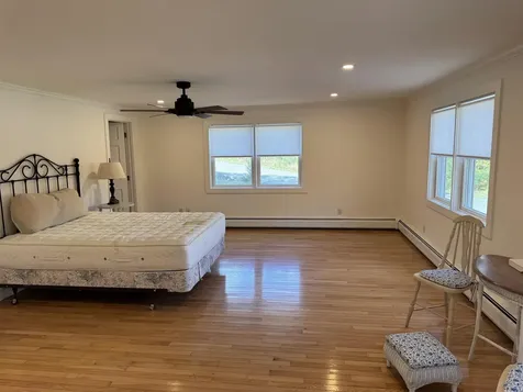 11 Barnes Hill Stowe VT 05672