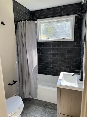 11 Barnes Hill Stowe VT 05672