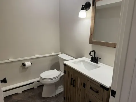 11 Barnes Hill Stowe VT 05672