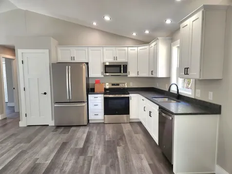 184 Kennedy Drive Keene NH 03431