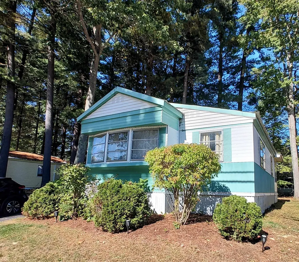 116 Robin Hood Drive Exeter NH 03833