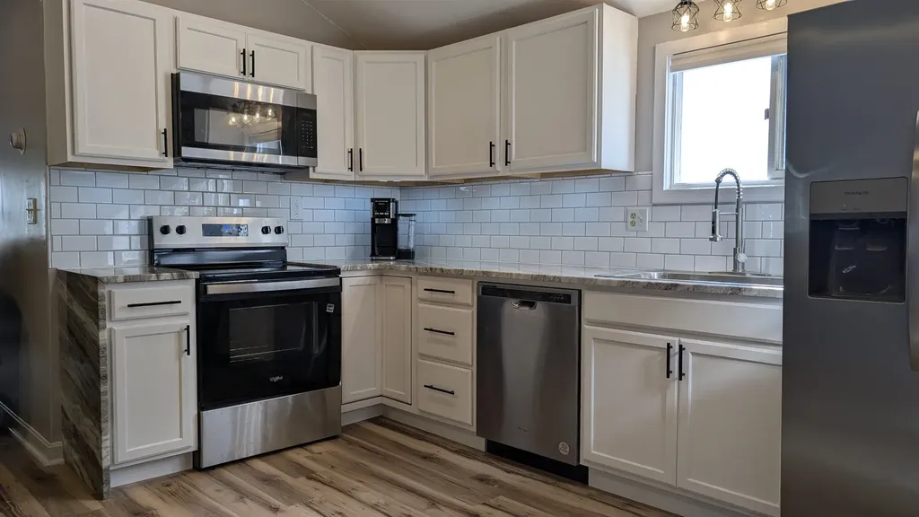 10 Melody Lane Hillsborough NH 03244