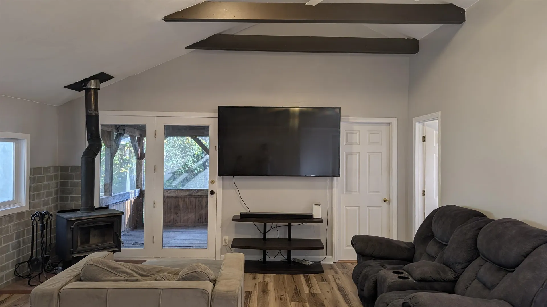 10 Melody Lane Hillsborough NH 03244