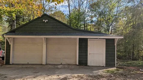 10 Melody Lane Hillsborough NH 03244