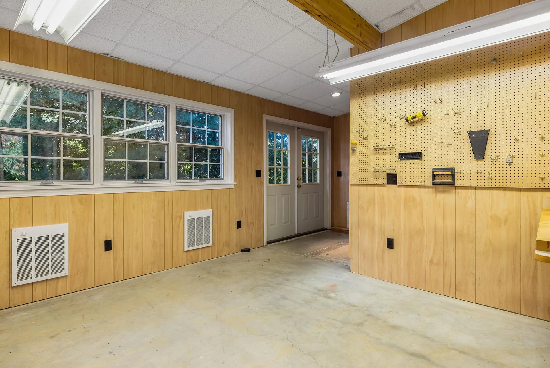 10 Cedar Road North Hampton NH 03862