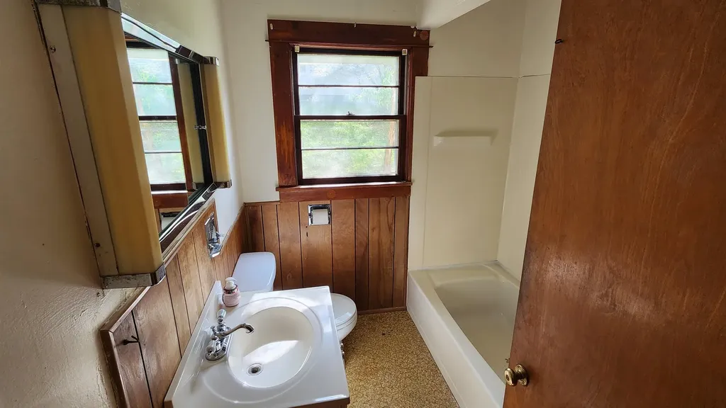 45 Chase Street Claremont NH 03743