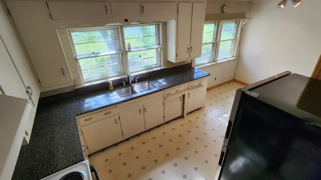 45 Chase Street Claremont NH 03743