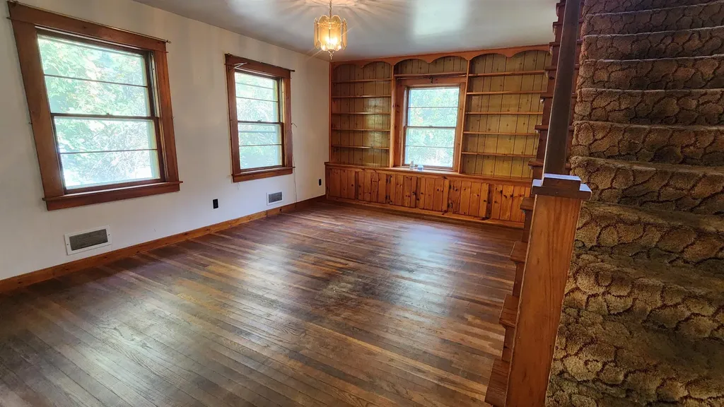 45 Chase Street Claremont NH 03743