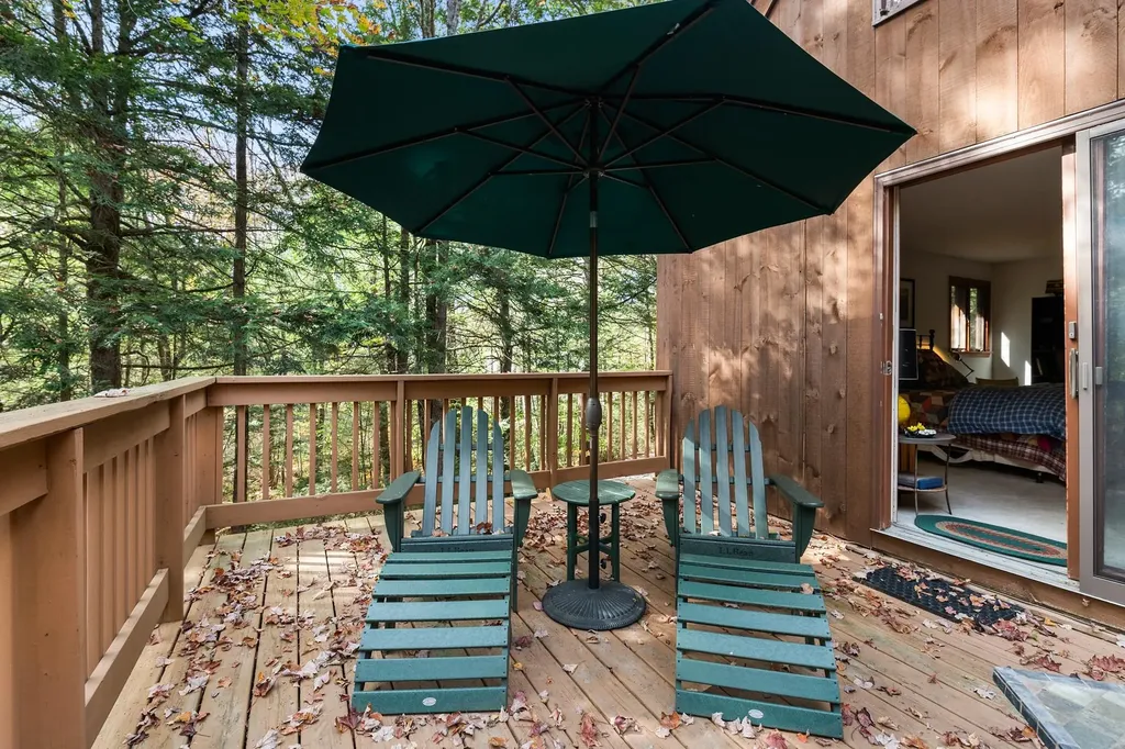 13 Lark Place Enfield NH 03748