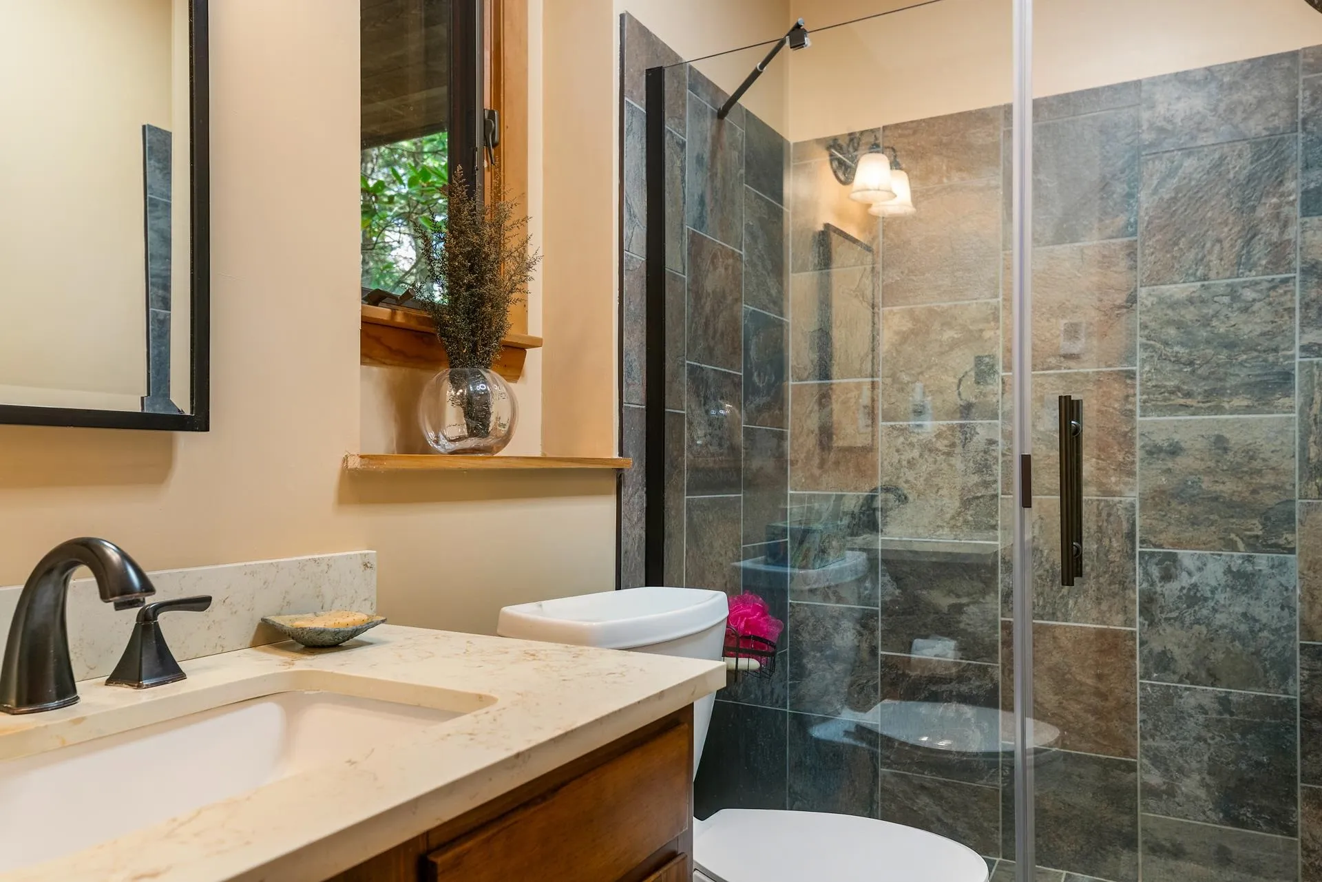 13 Lark Place Enfield NH 03748