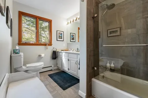 13 Lark Place Enfield NH 03748