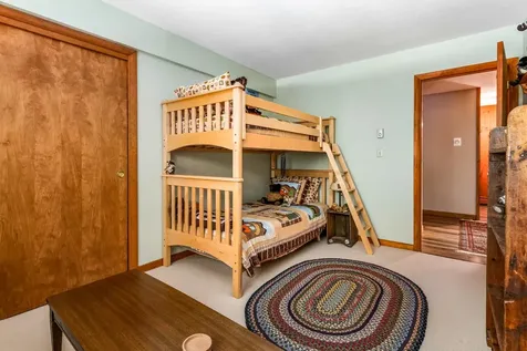 13 Lark Place Enfield NH 03748