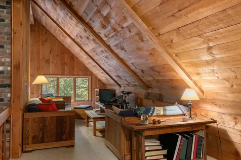 13 Lark Place Enfield NH 03748