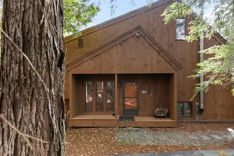 13 Lark Place Enfield NH 03748