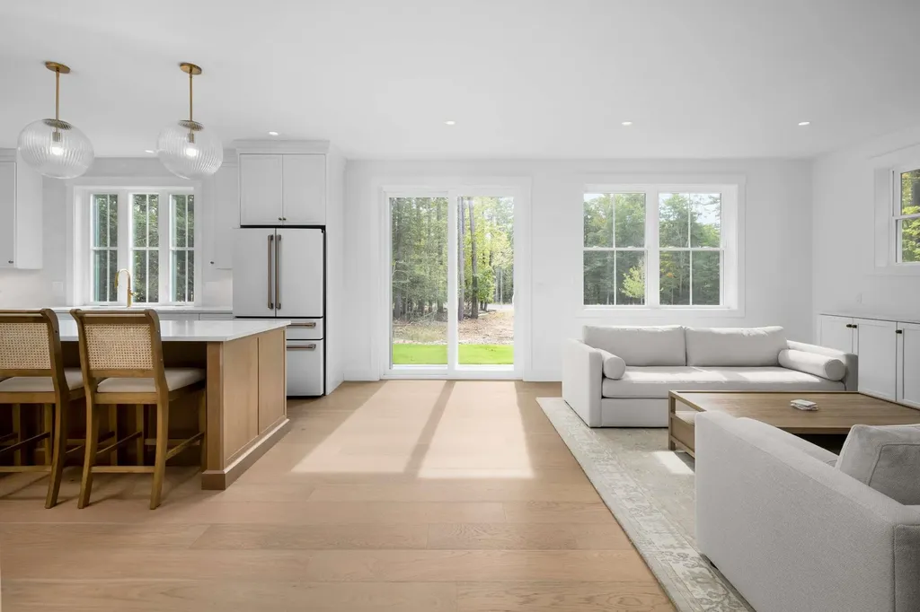 12 Whiporwill Drive Ogunquit ME 03907