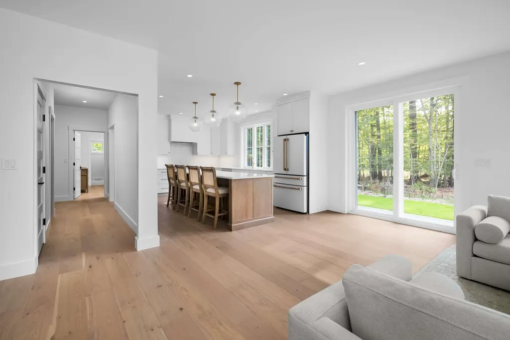 12 Whiporwill Drive Ogunquit ME 03907