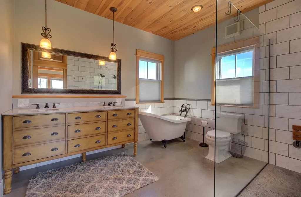 124 West Shore Road Grand Isle VT 05458