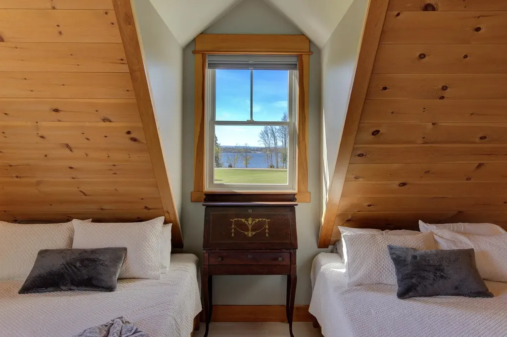 124 West Shore Road Grand Isle VT 05458