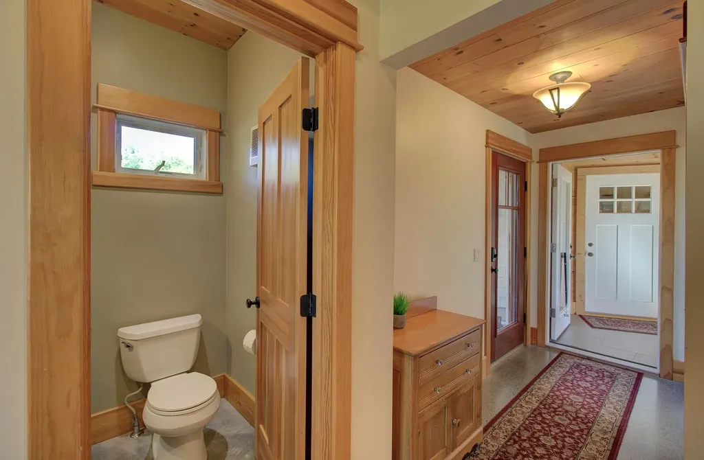 124 West Shore Road Grand Isle VT 05458