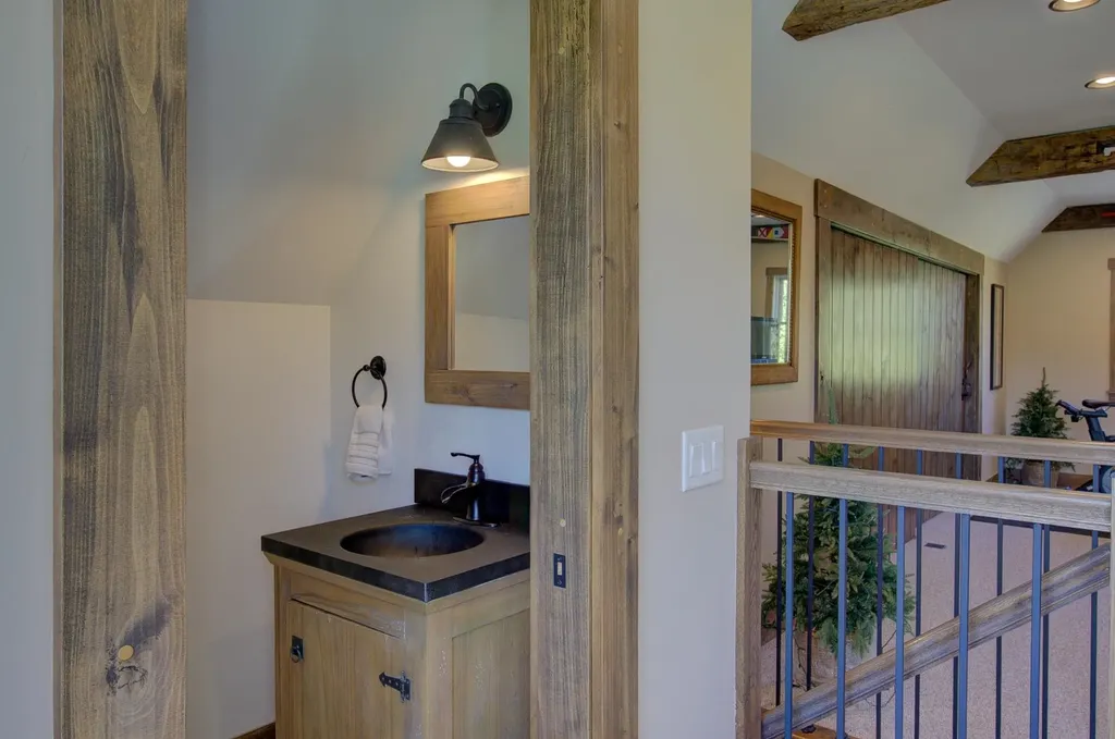 124 West Shore Road Grand Isle VT 05458