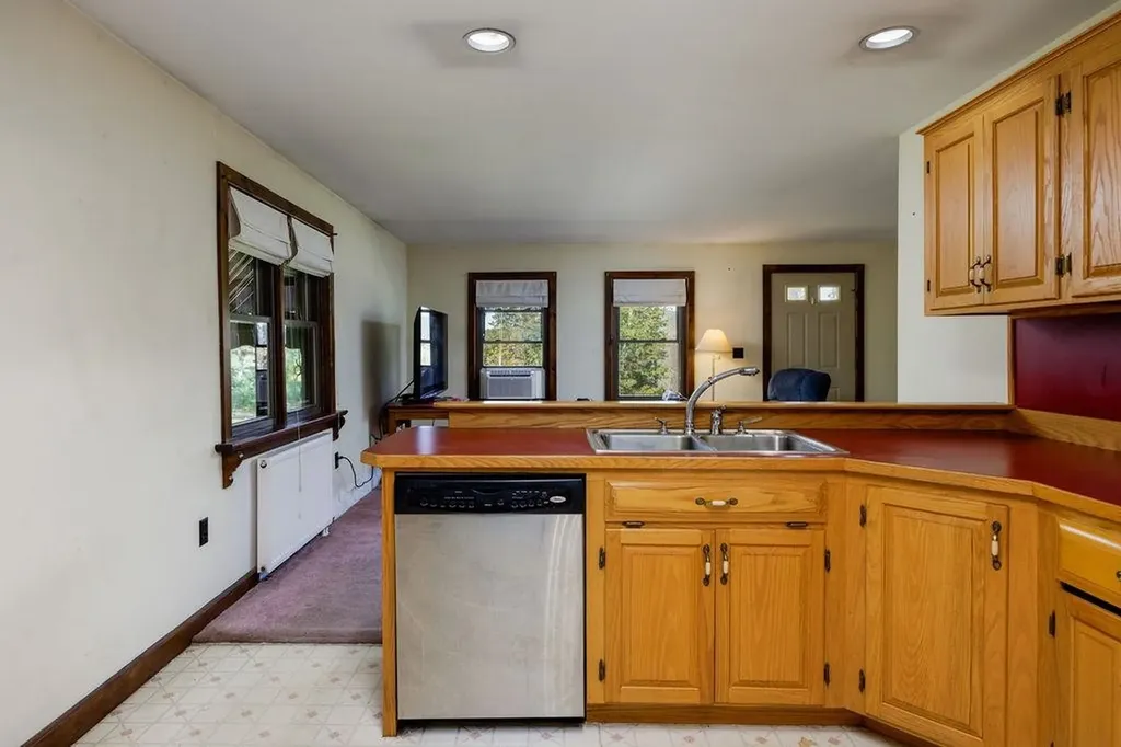 262 Dartmouth College Highway Lebanon NH 03766