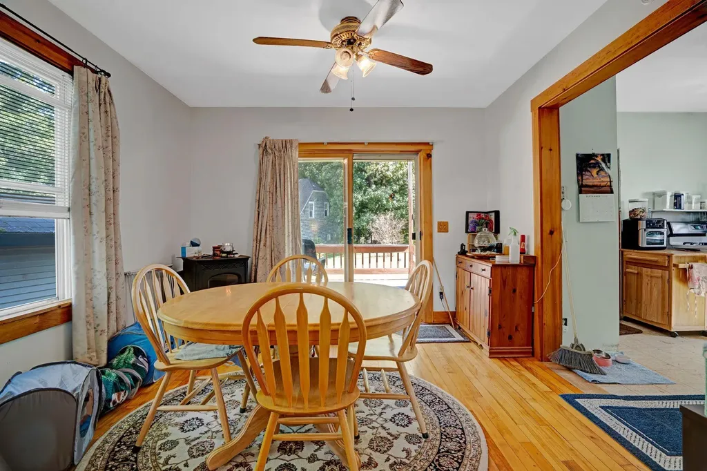 10 Mckenzie Drive Windsor VT 05089