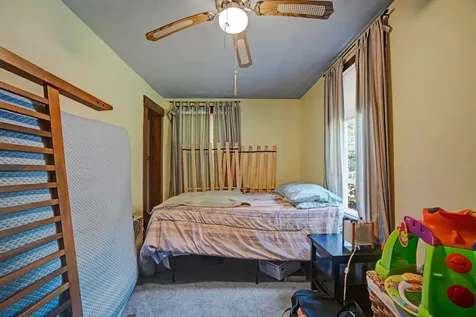 10 Mckenzie Drive Windsor VT 05089