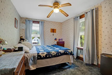 10 Mckenzie Drive Windsor VT 05089