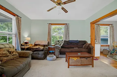 10 Mckenzie Drive Windsor VT 05089