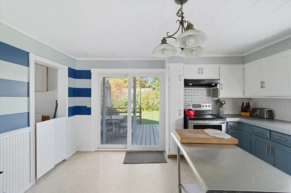 16 Railroad Street Waterbury VT 05676