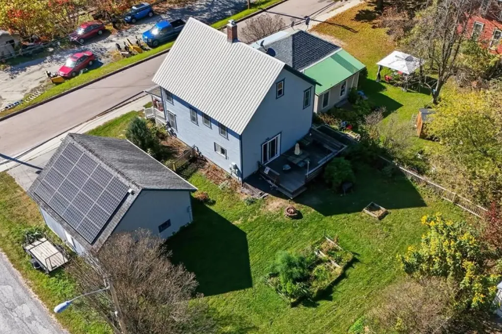 16 Railroad Street Waterbury VT 05676